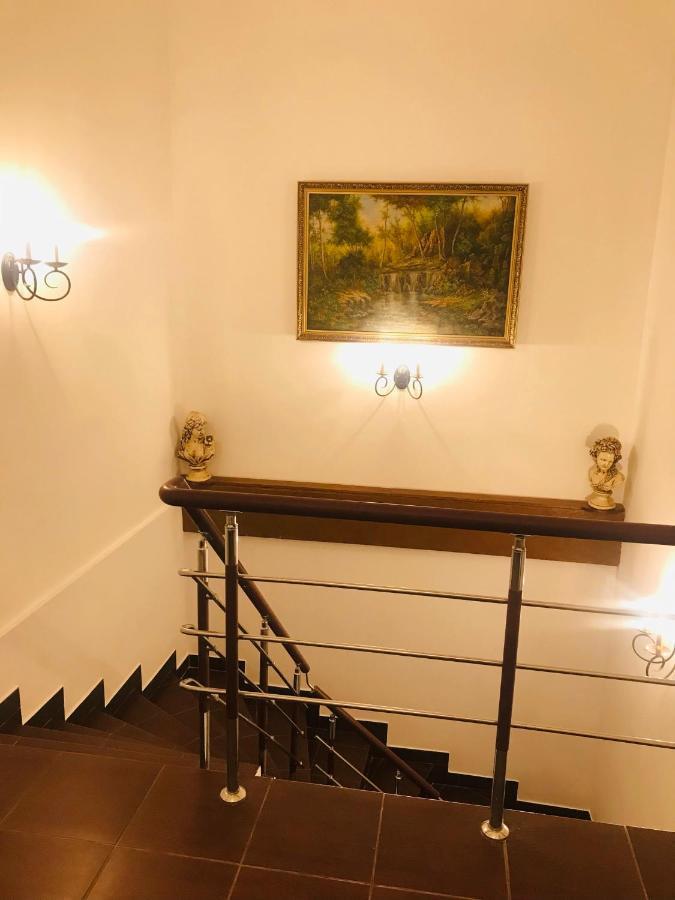 Arm Hotel 耶烈万 外观 照片