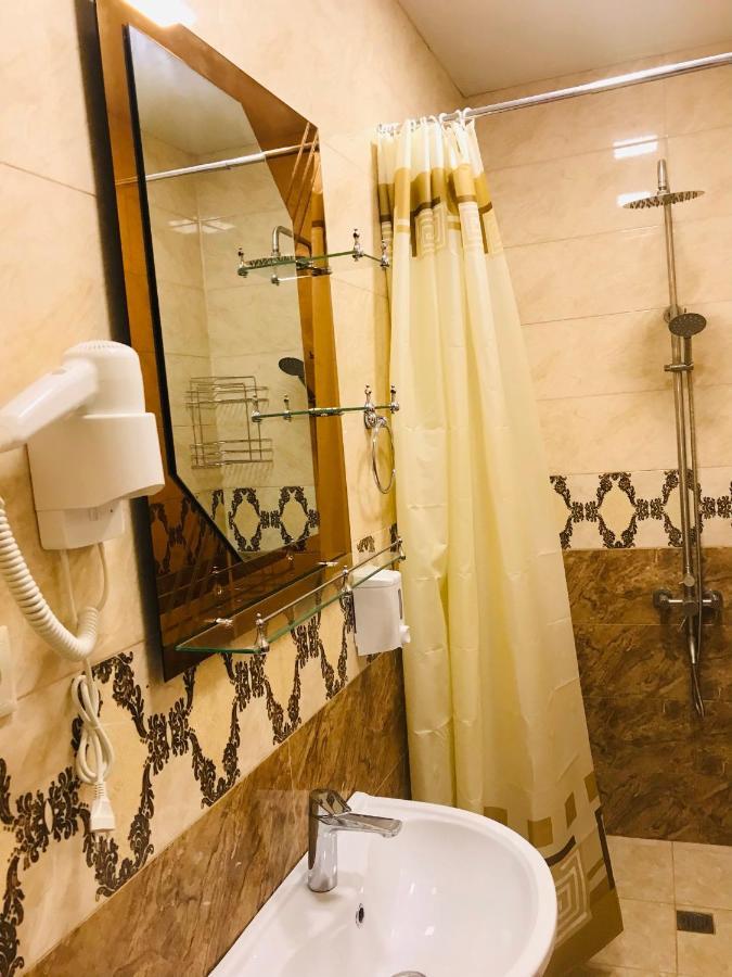 Arm Hotel 耶烈万 外观 照片