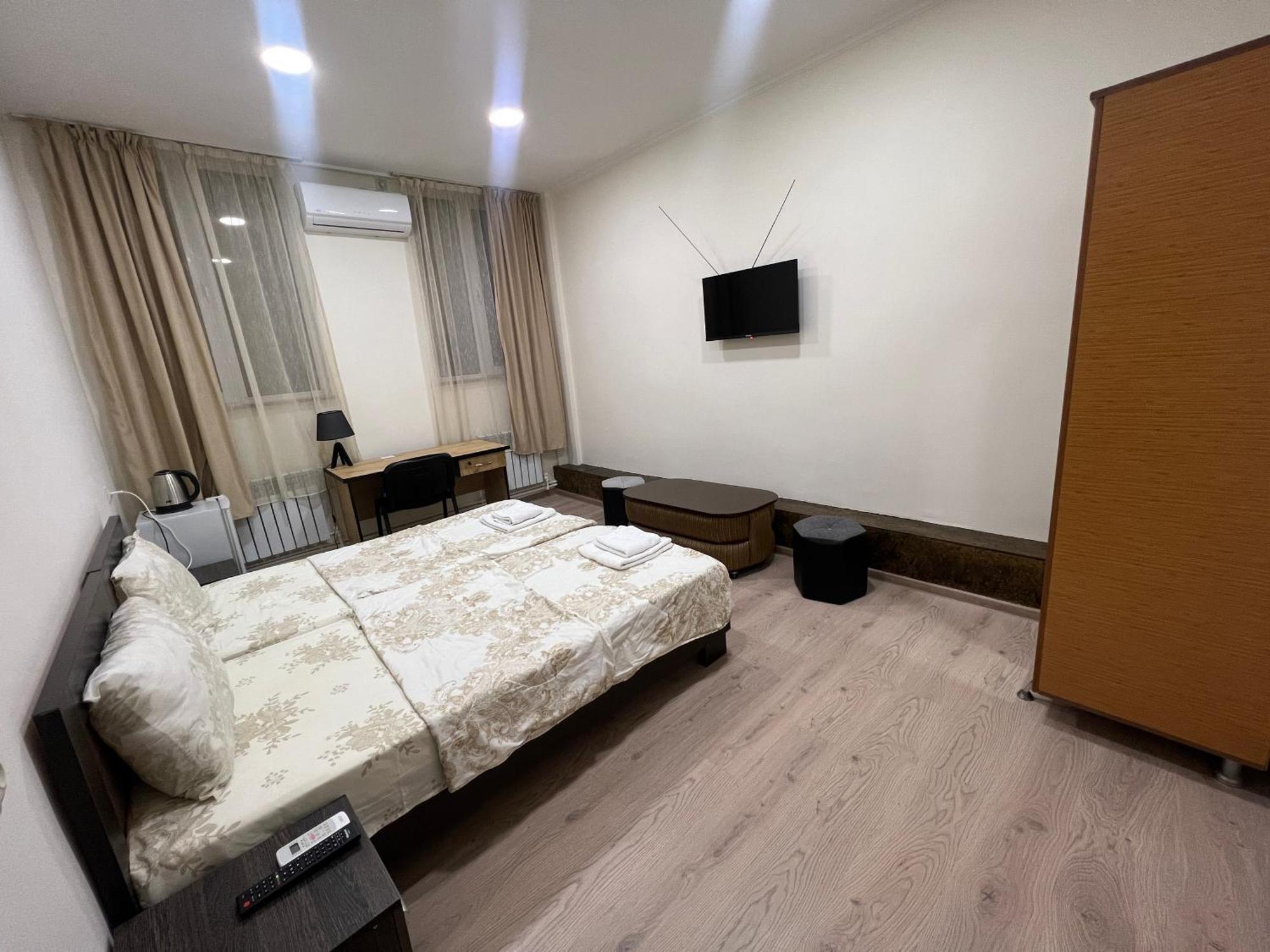 Arm Hotel 耶烈万 外观 照片